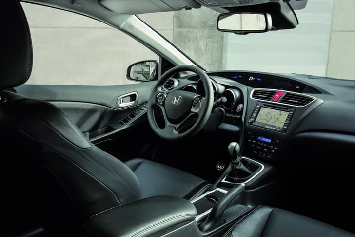 New Honda Civic Tourer photo gallery